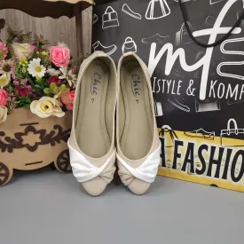 Beige White Contrast Pumps