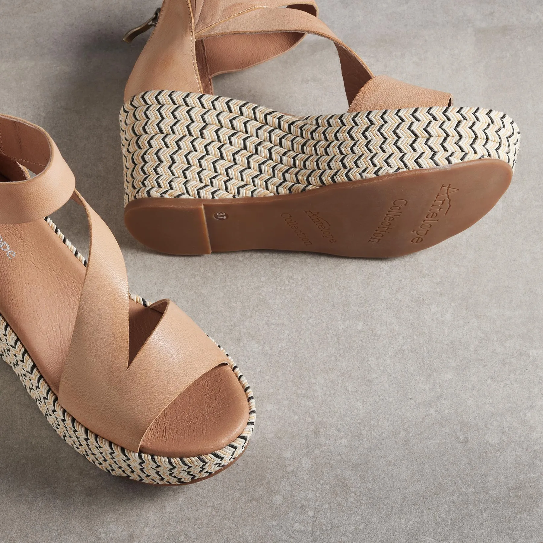 Grayson Wedges