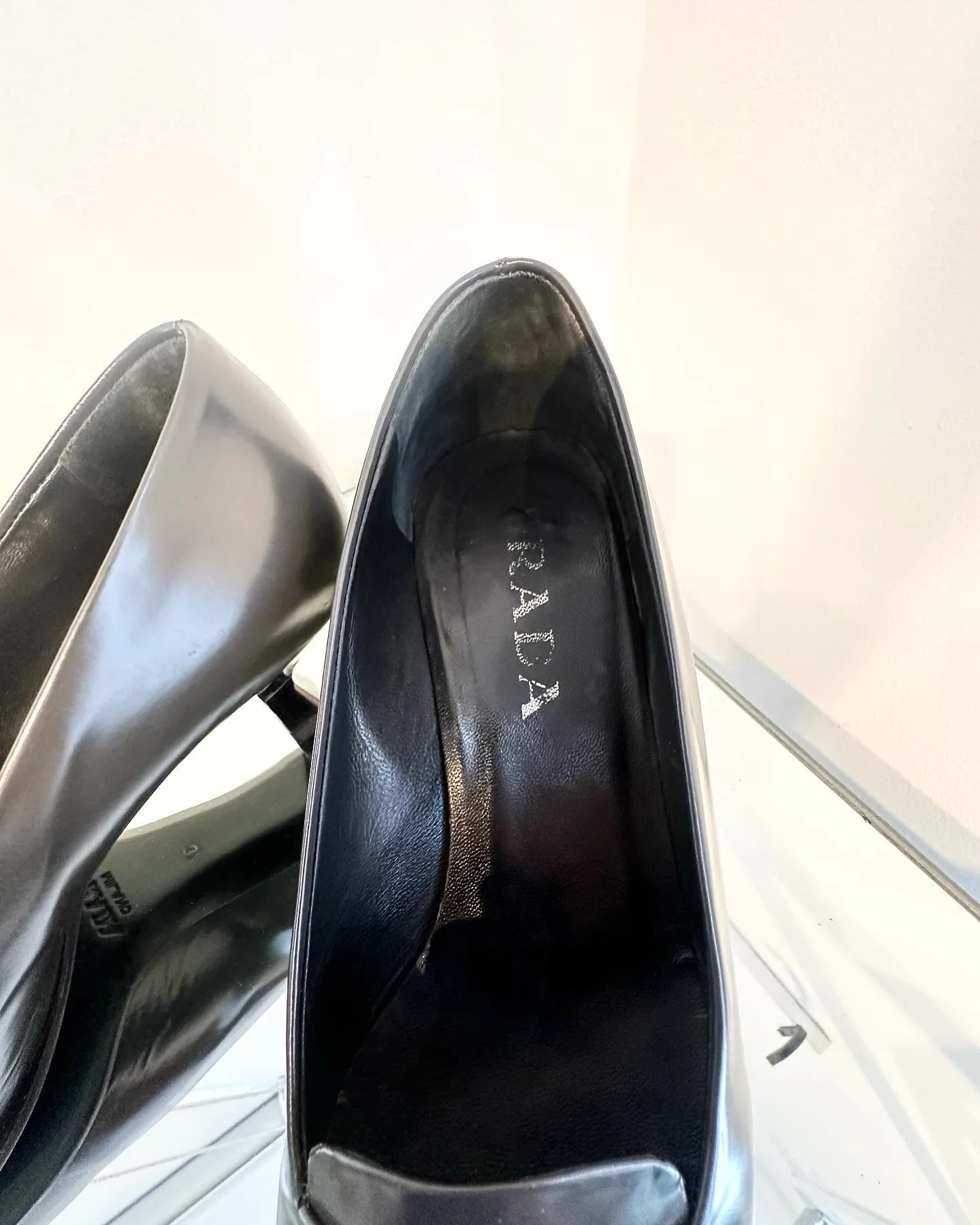 PRADA Leather Pumps